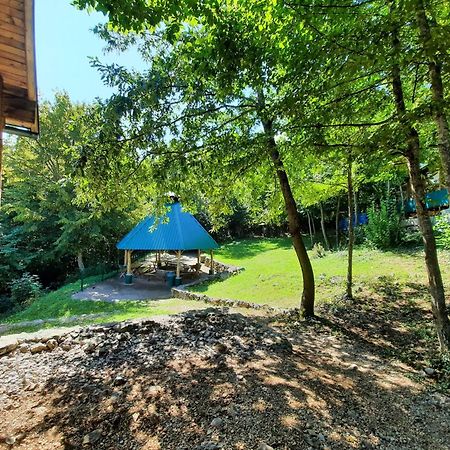 Готель Rafting Kamp Brijeg Kruzac Екстер'єр фото