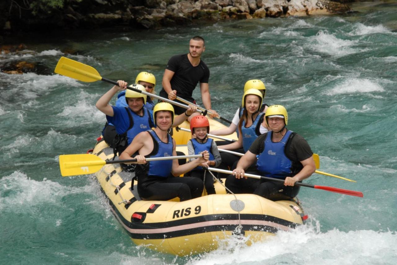 Готель Rafting Kamp Brijeg Kruzac Екстер'єр фото