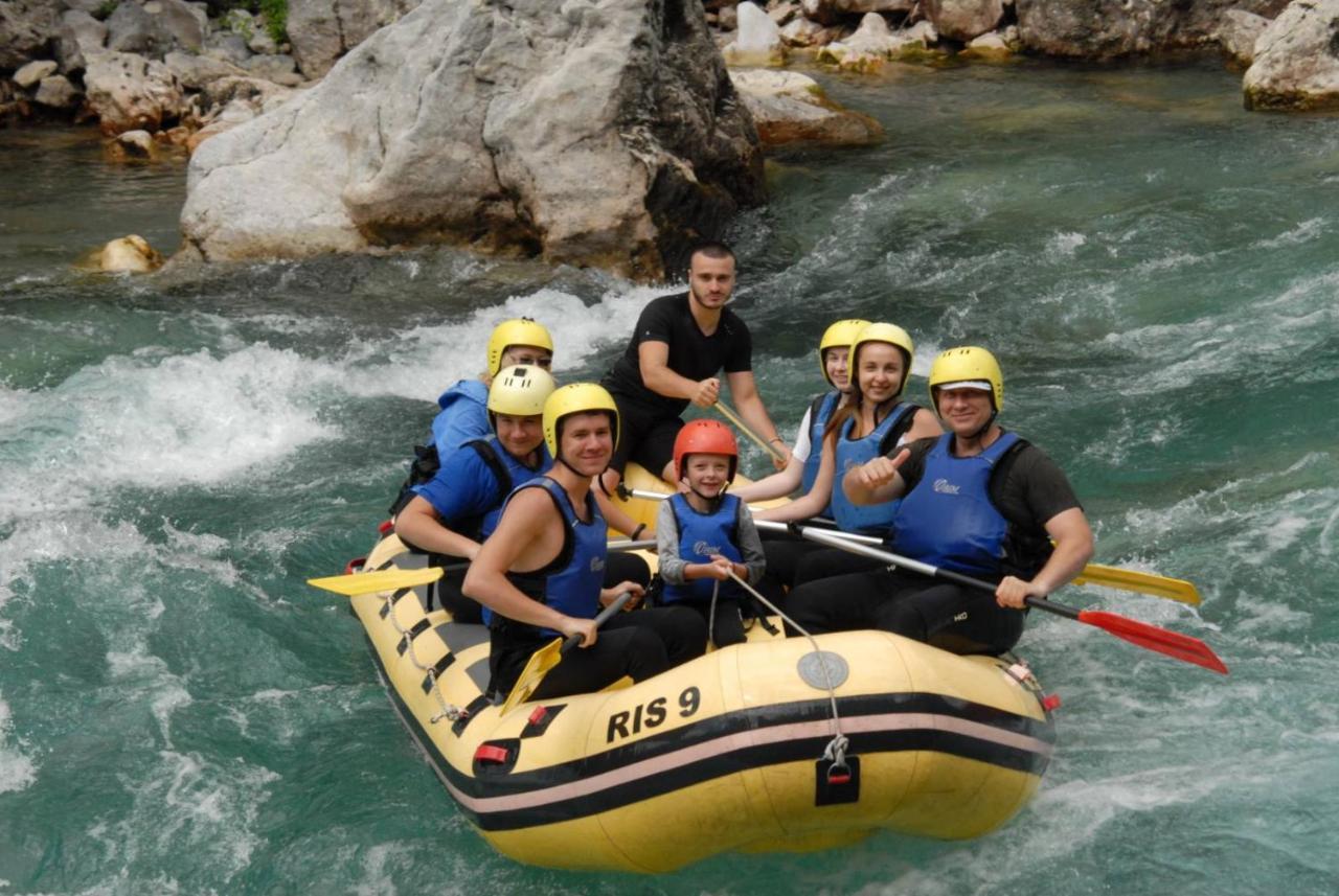 Готель Rafting Kamp Brijeg Kruzac Екстер'єр фото