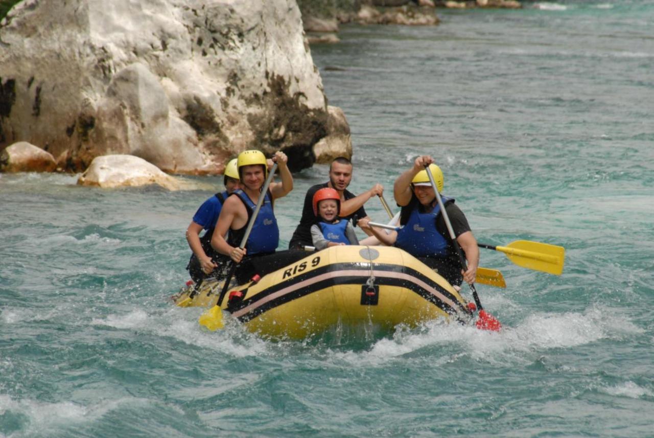 Готель Rafting Kamp Brijeg Kruzac Екстер'єр фото