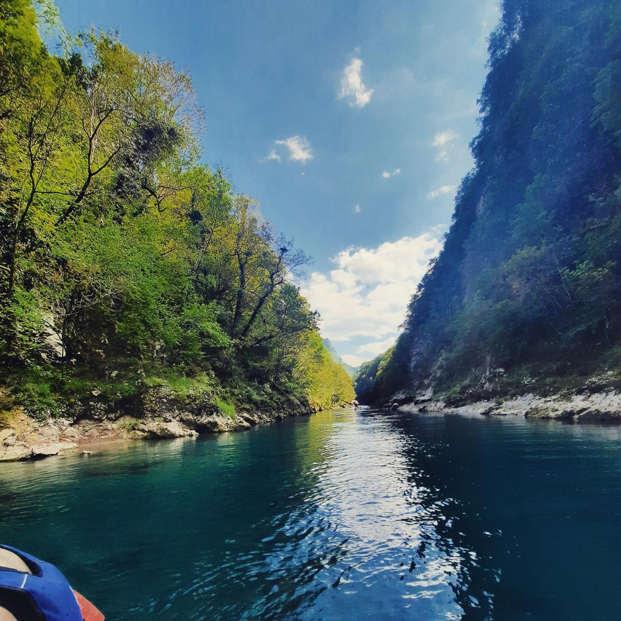 Готель Rafting Kamp Brijeg Kruzac Екстер'єр фото